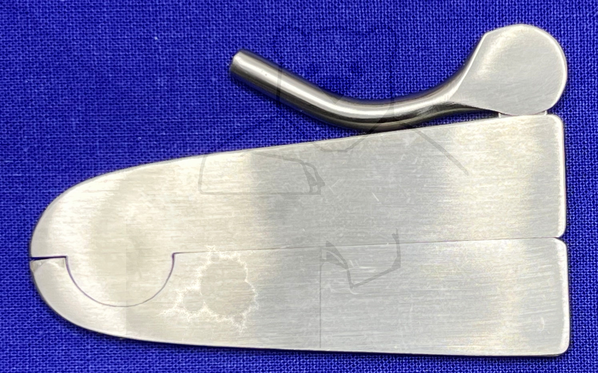 Mogan-Clamp, Vorderseite, Offen